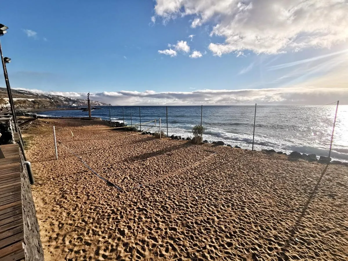 Home2Book Stunning Apartment Candelaria, Terrace